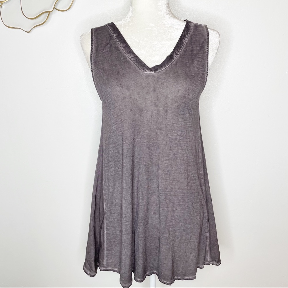 Soft Surroundings sleeveless tunic top